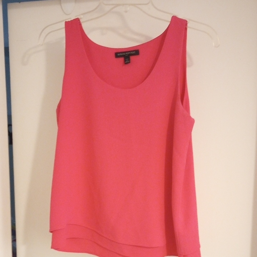 Women's Pink Sleeveless Top